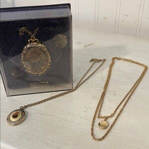Lot NWT Crème Perfume Locket Max Factor & 2 locket vintage necklaces